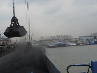 Lossen bij de Aluchemie